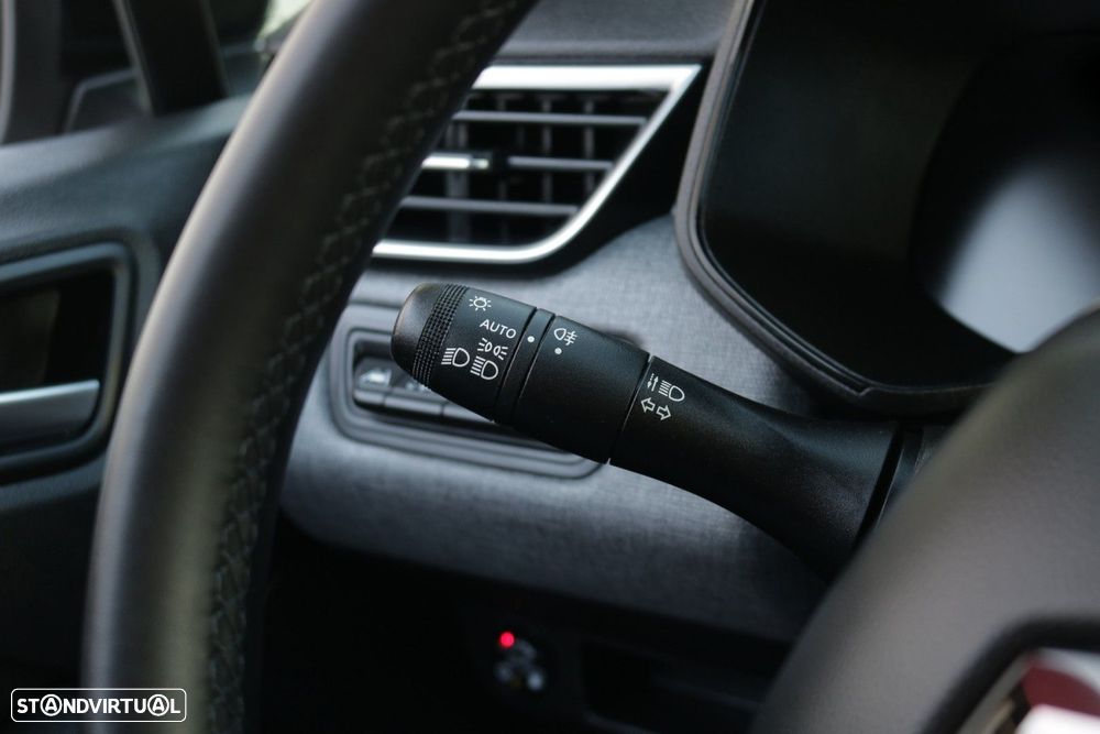 Renault Clio 1.0 TCe Evolution Bi-Fuel - 34