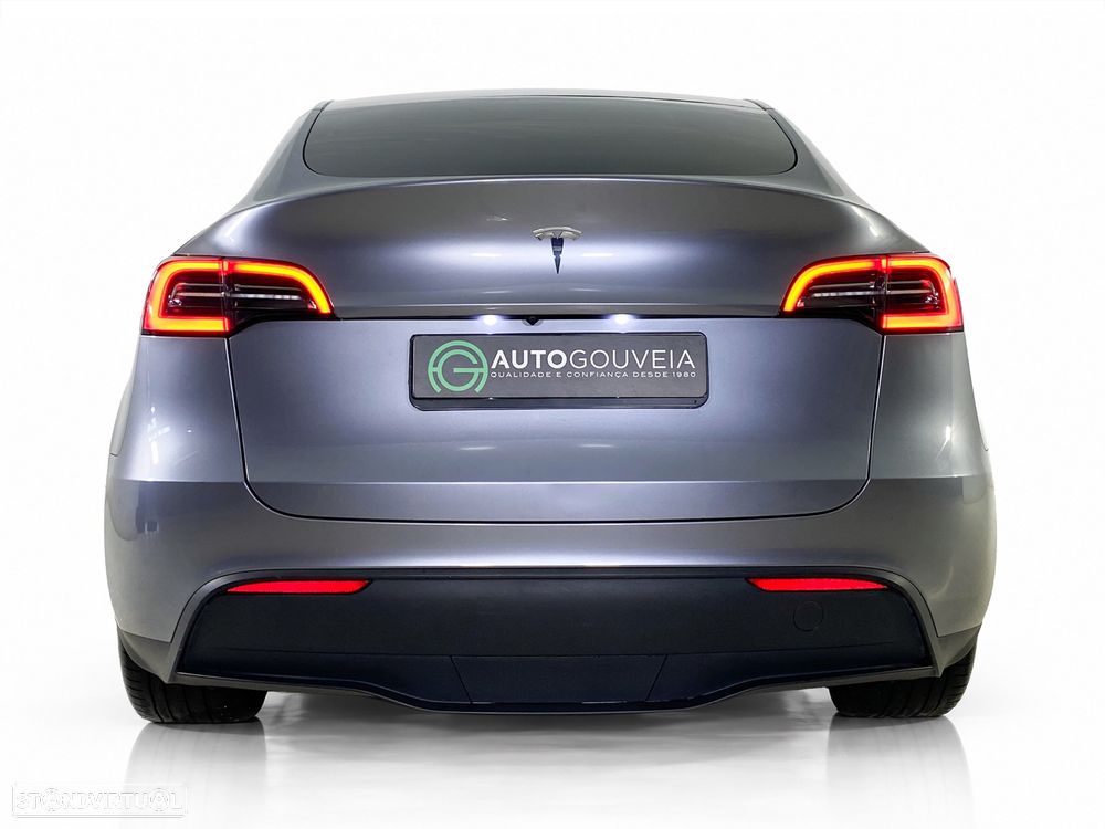 Tesla Model Y Long Range Dual Motor AWD - 7