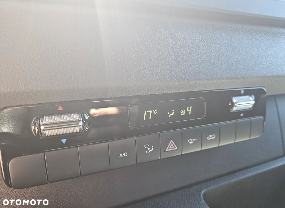 Mercedes-Benz SPRINTER - 11