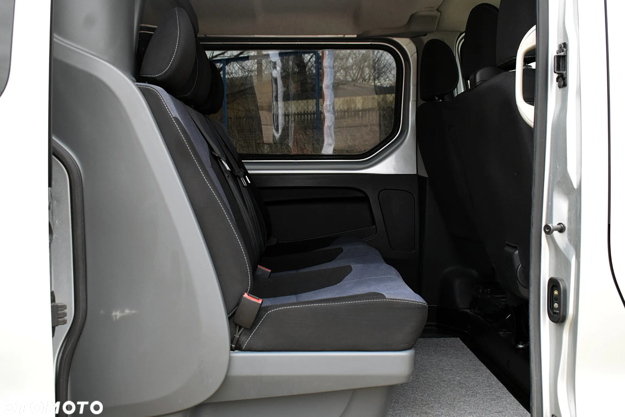 Opel Vivaro - 6