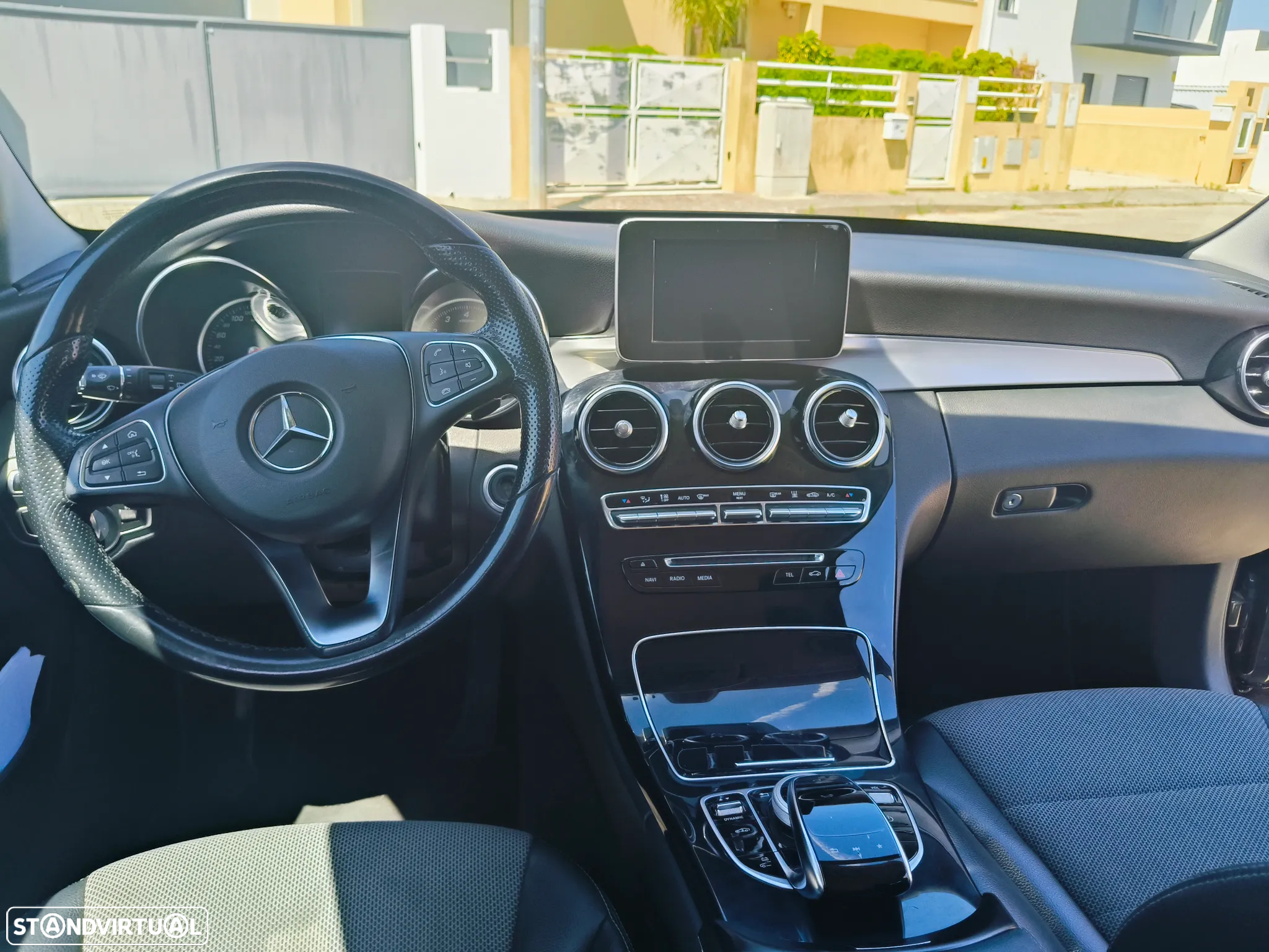 Mercedes-Benz C 350 e - 9