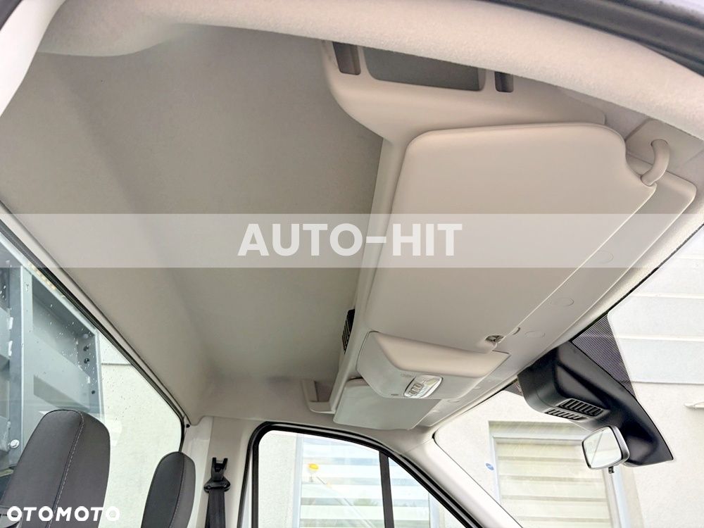 Ford Transit - 20