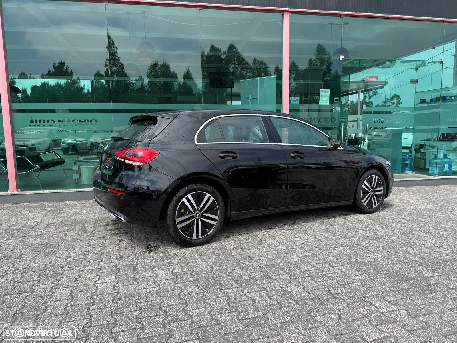 Mercedes-Benz A 180 - 4