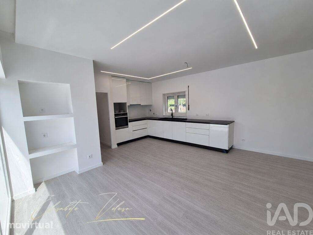 Casa de aldeia T4 em Santo André de Vagos de 188,00 m2 - Grande imagem: 4/12