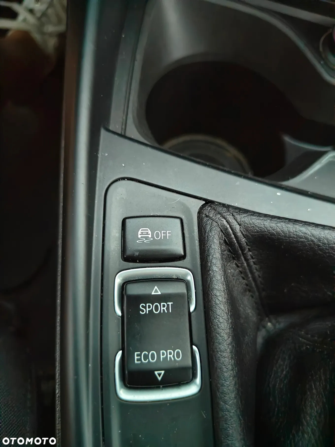 BMW Seria 1 116i - 23