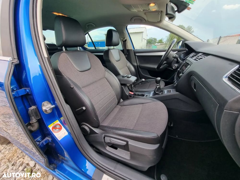 Skoda Octavia 2.0 TDI Sport Edition - 17