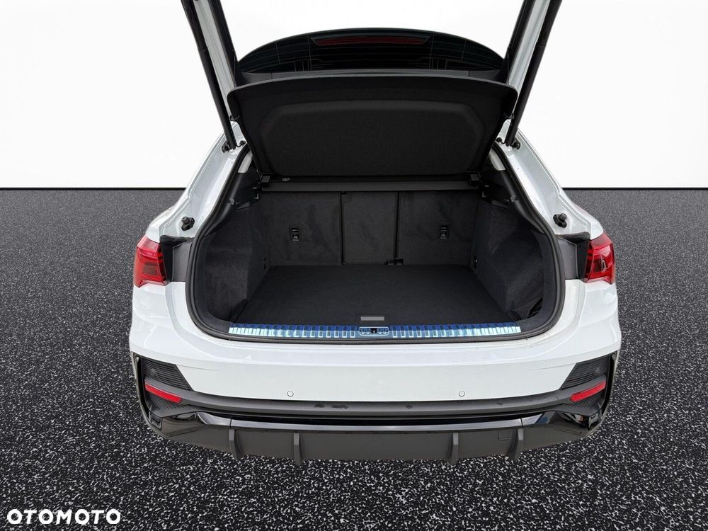 Audi Q3 Sportback - 31