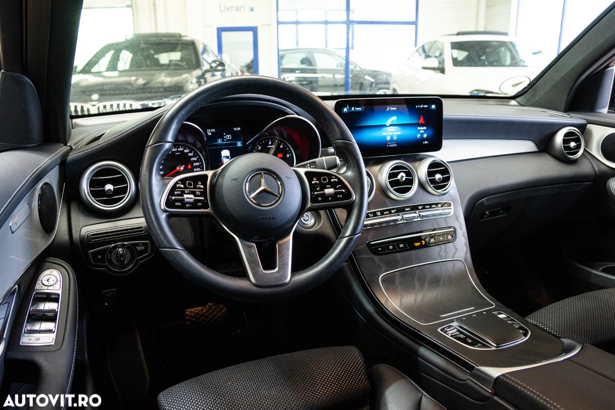 Mercedes-Benz GLC 300 d 4Matic 9G-TRONIC Exclusive - 31