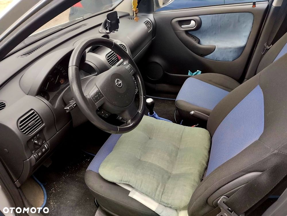 Opel Corsa - 7