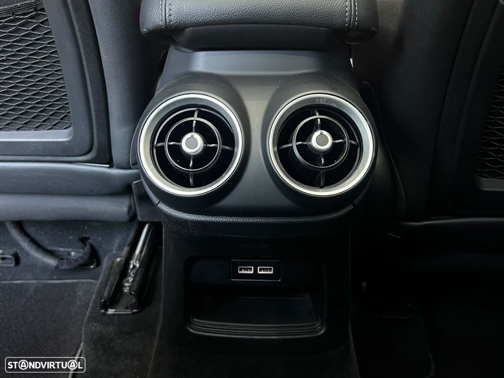 Alfa Romeo Stelvio 2.2 D TI AT8 - 58