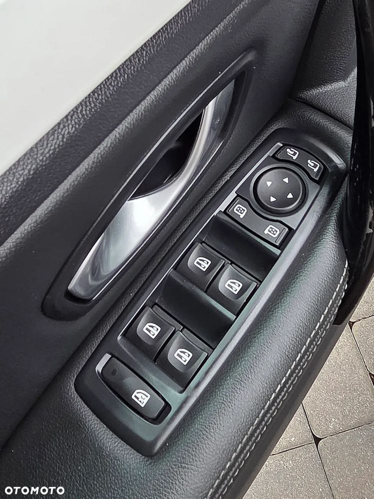 Renault Laguna 2.0 T Bose Edition - 23