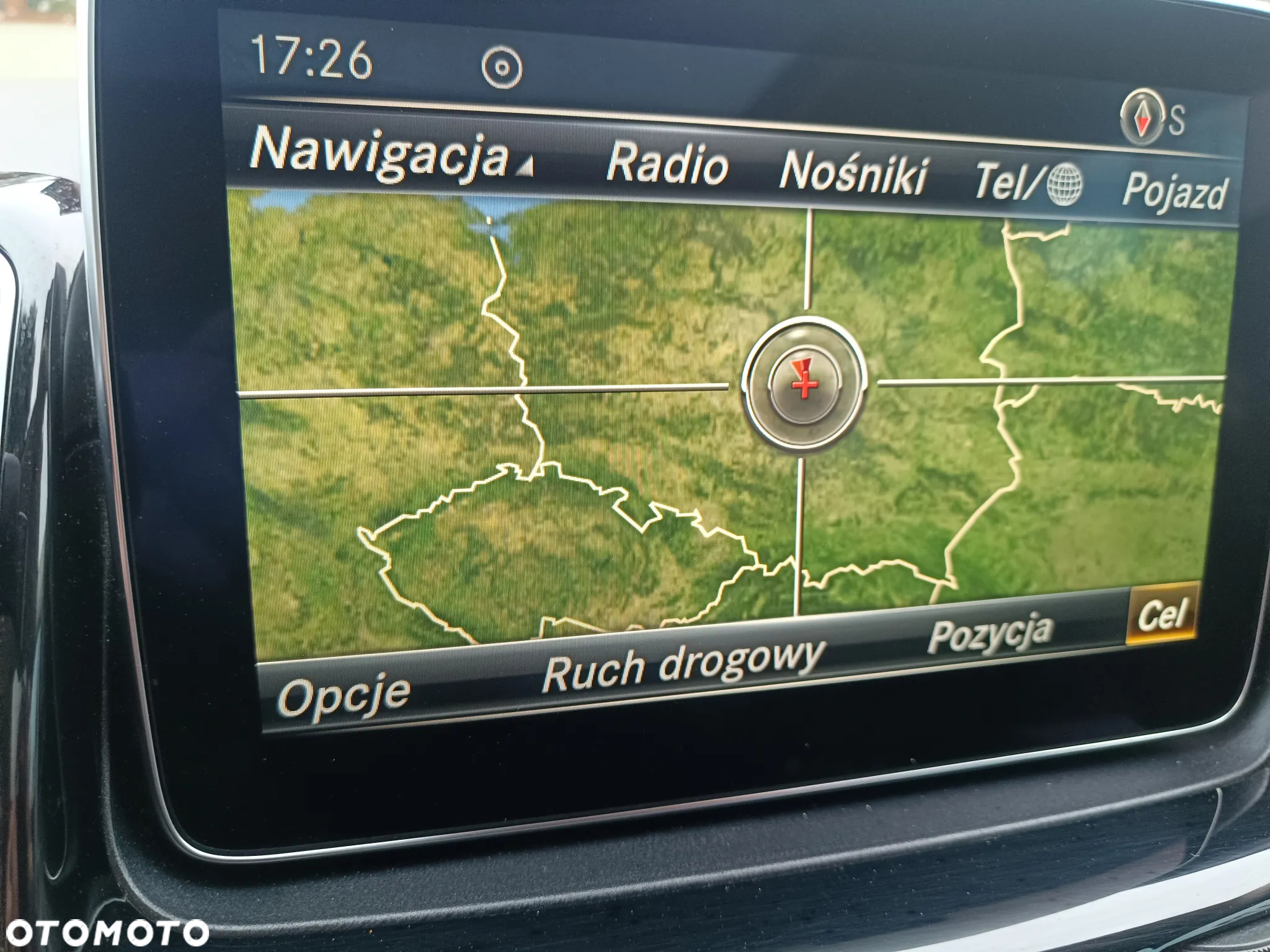 Mercedes-Benz GLE - 22