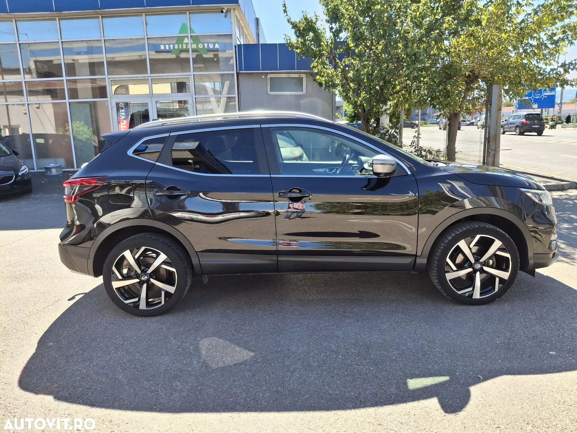 Nissan Qashqai 1.3 DIG-T TEKNA+ - 24