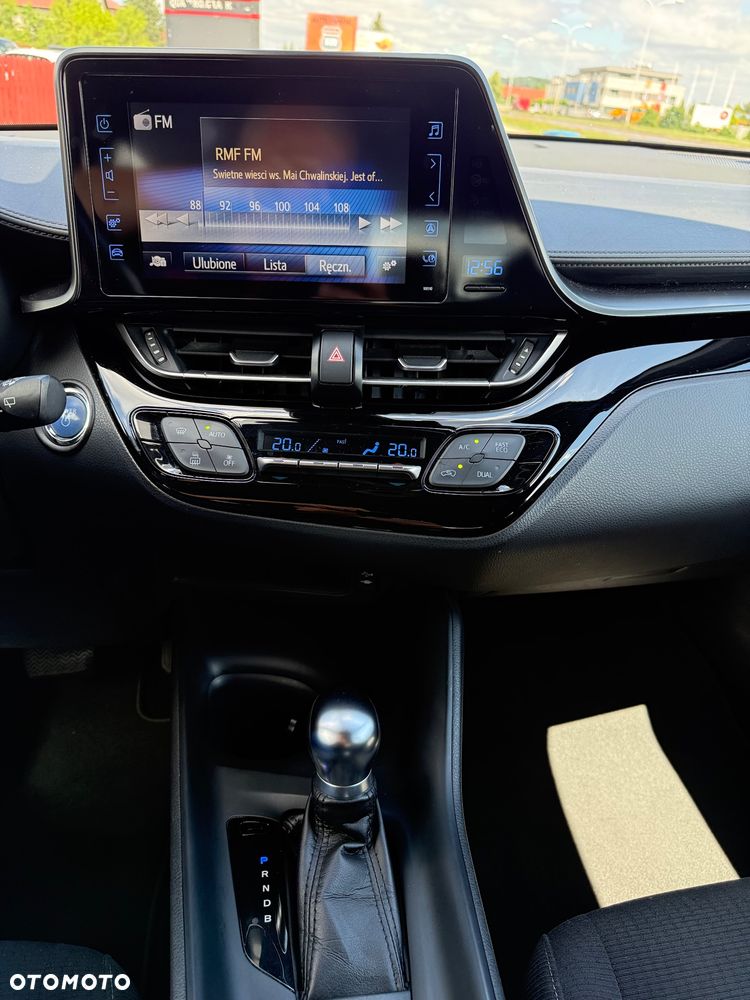 Toyota C-HR Style - 18