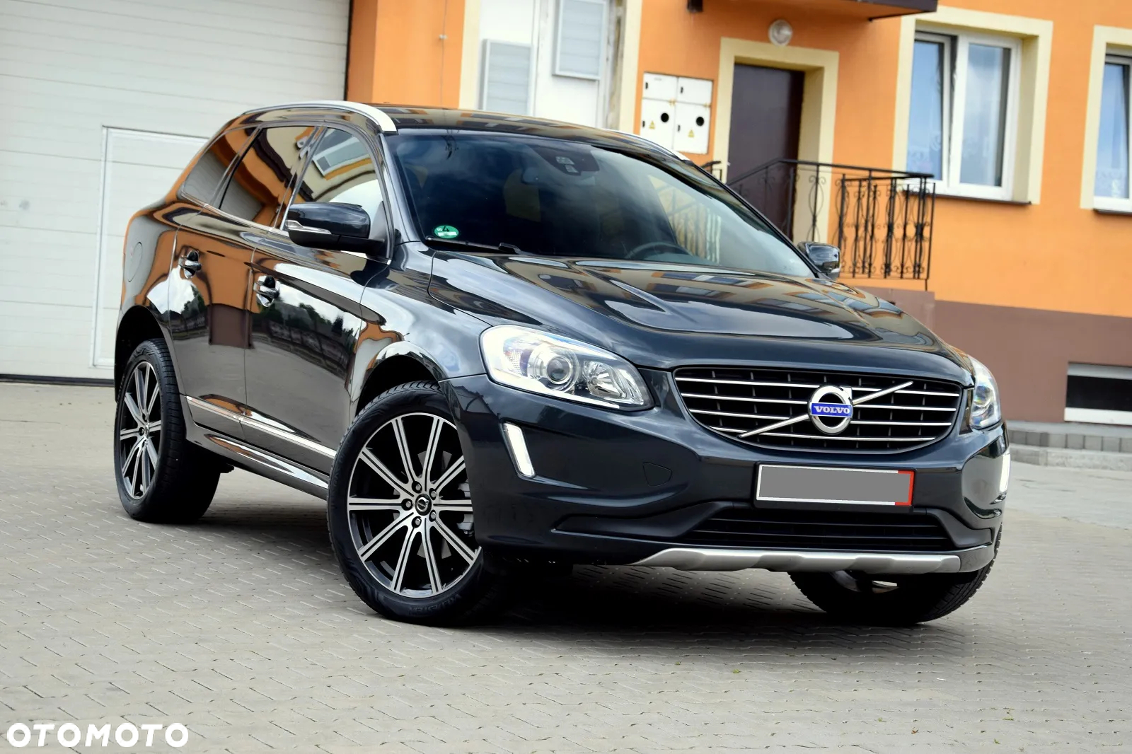 Volvo XC 60 D4 AWD Momentum - 3