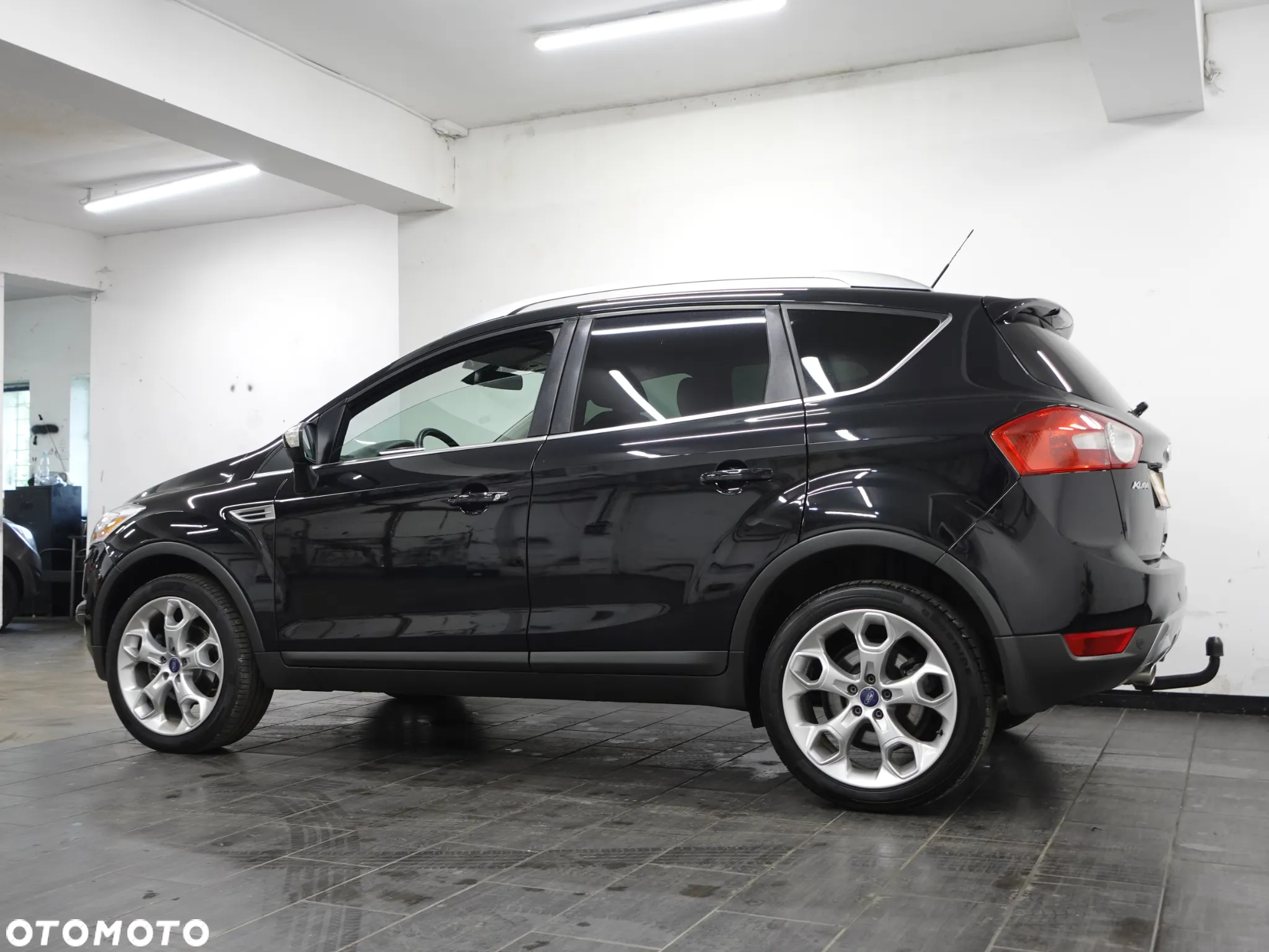 Ford Kuga 2.0 TDCi 4WD Titanium - 6