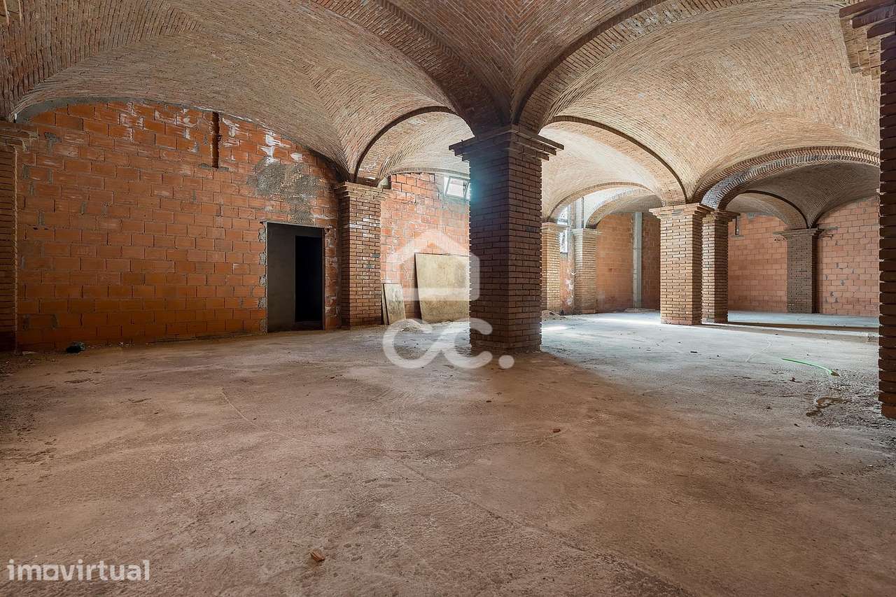 Espaço comercial com 787 m2 | Mourão - Grande imagem: 3/16