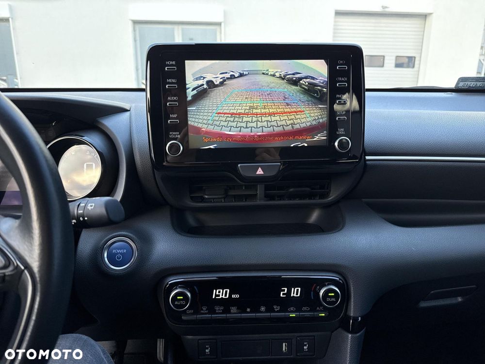 Toyota Yaris Hybrid 1.5 Selection Style - 18
