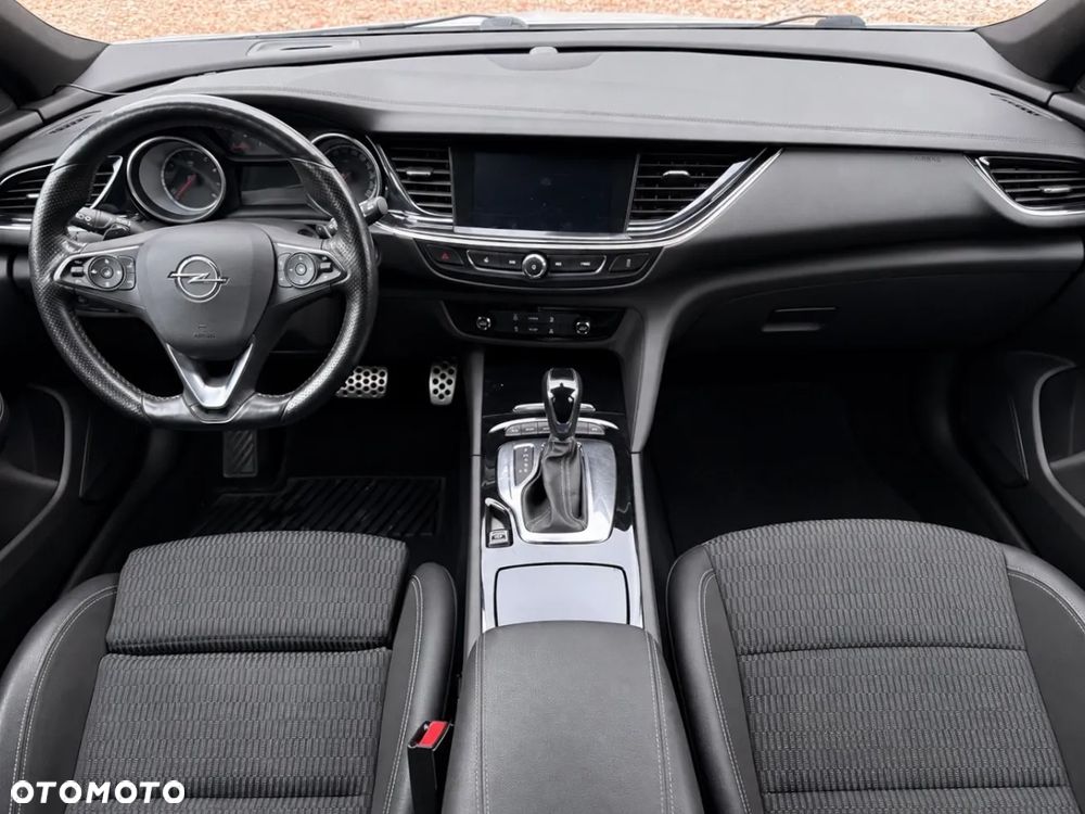 Opel Insignia - 20