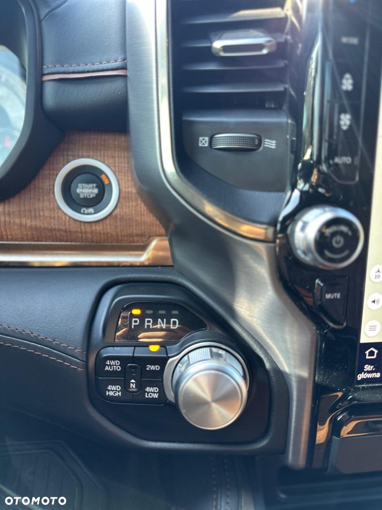 RAM 1500 5.7 Crew Cab Longhorn - 21