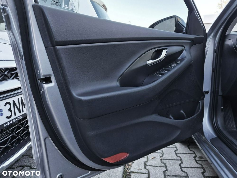 Hyundai i30 1.0 T-GDI Smart - 12