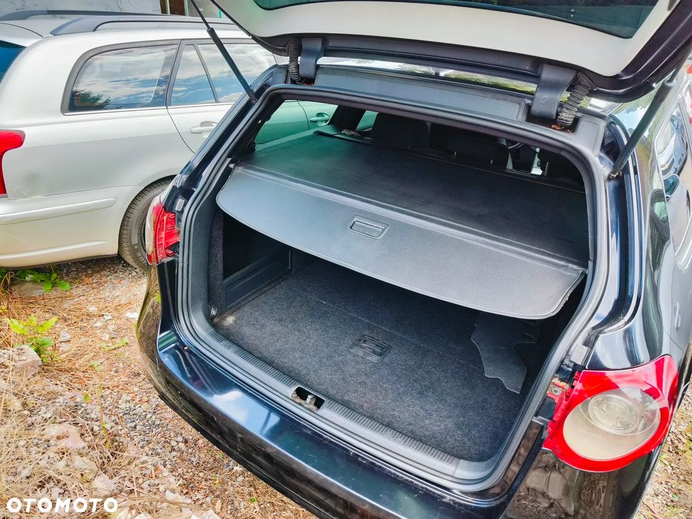 Volkswagen Passat Variant 1.9 TDI Highline - 19