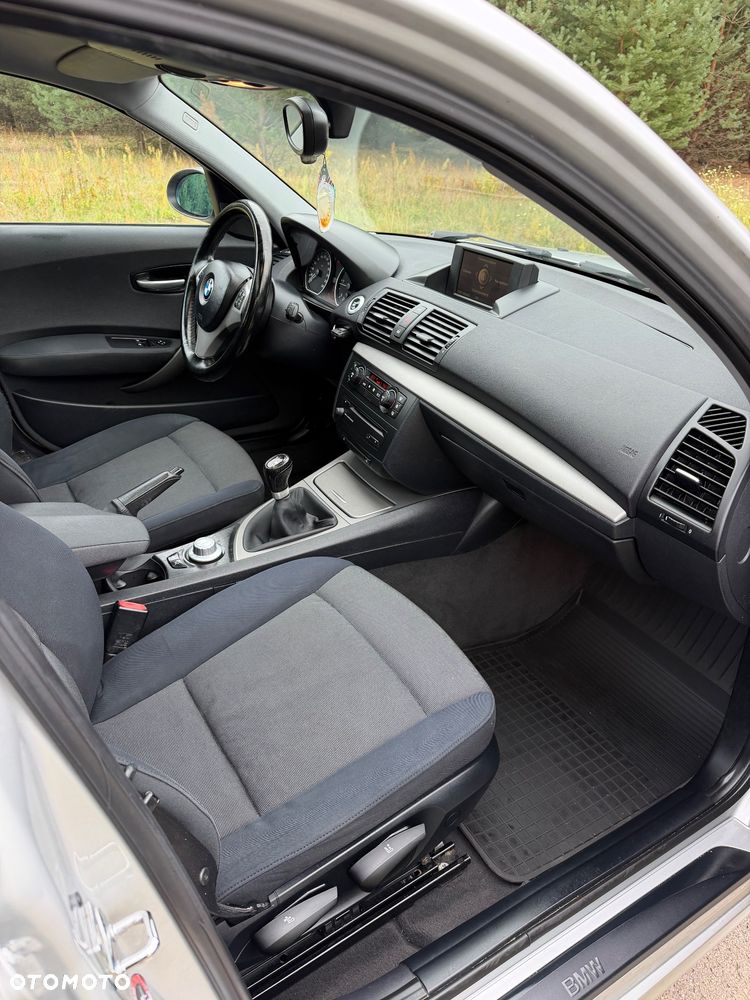 BMW Seria 1 118d - 12