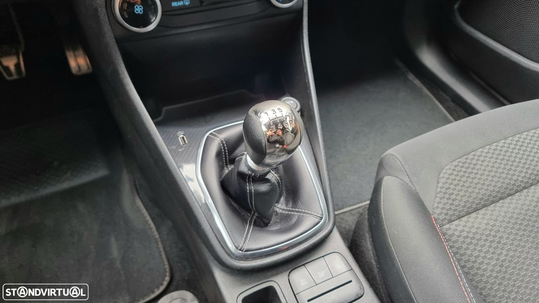 Ford Fiesta 1.0 EcoBoost ST-Line - 12