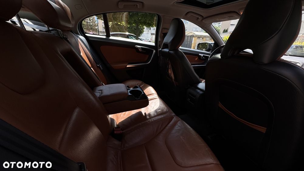 Volvo S60 - 16