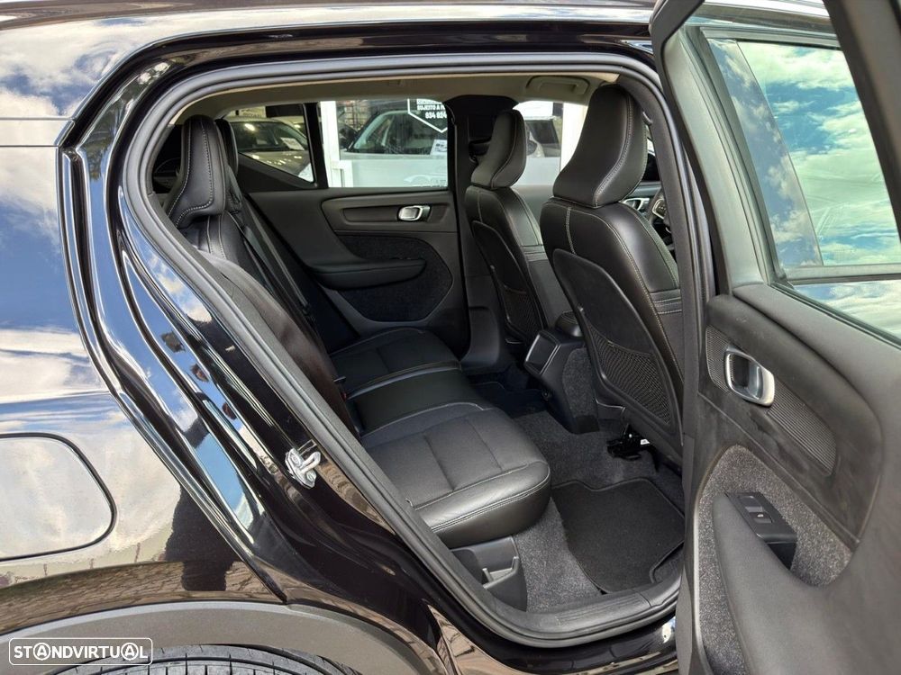 Volvo XC 40 2.0 D3 Momentum Plus - 7