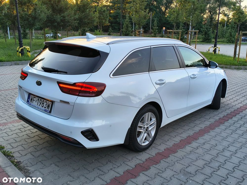 Kia Ceed 1.6 CRDi mHEV L Business Line - 3