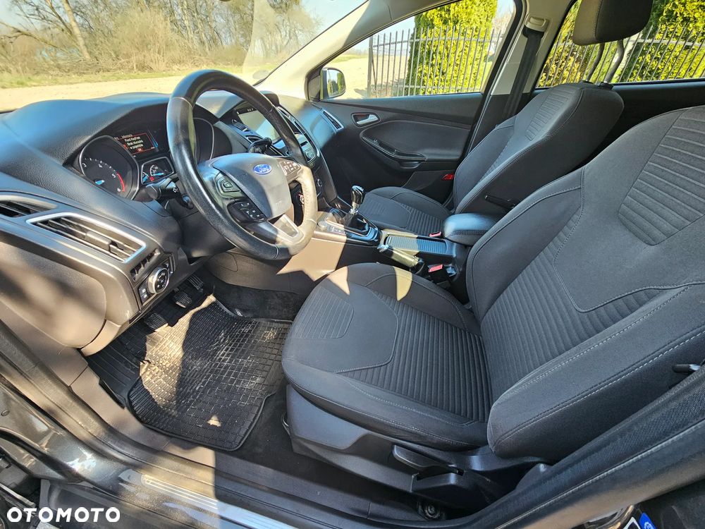 Ford Focus - 9