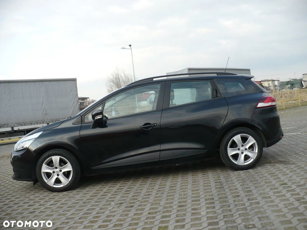 Renault Clio 1.2 16V 75 Start - 5