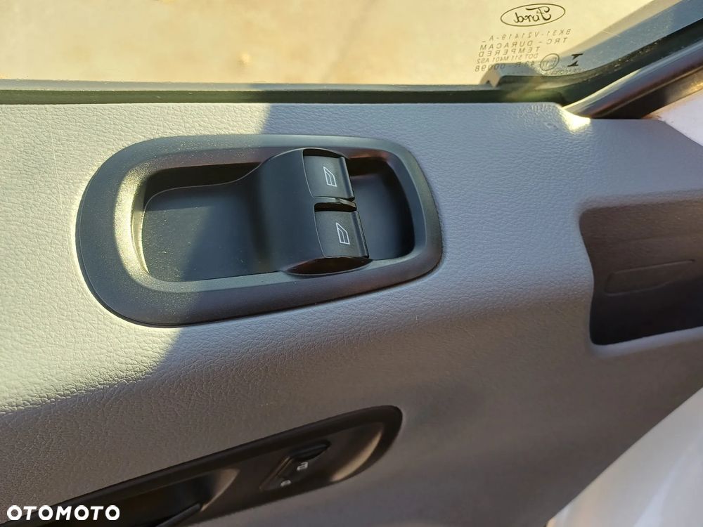 Ford Transit - 15