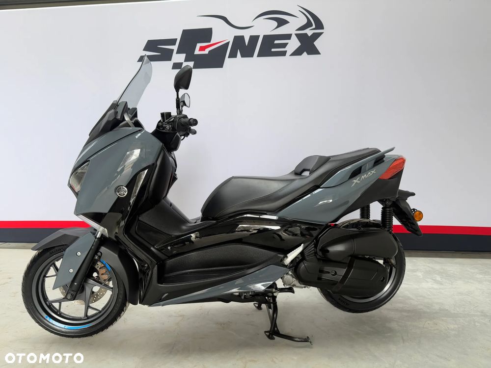 Yamaha X-max - 5