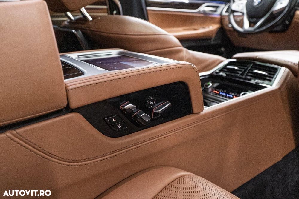 BMW Seria 7 730Ld xDrive - 23