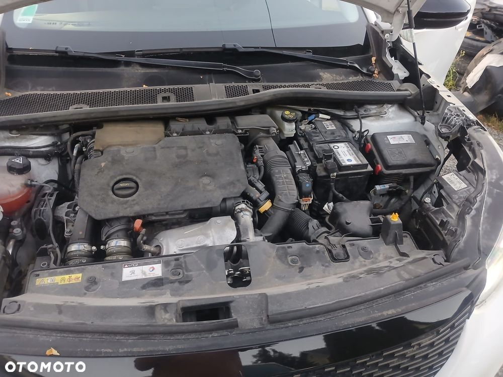 Peugeot 2008 - 14