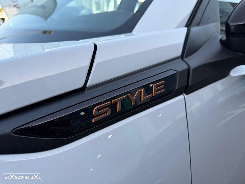 Peugeot e-2008 54 kWh Style - 9