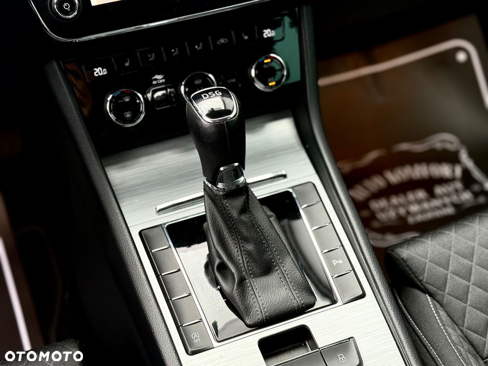 Skoda Superb 1.6 TDI DSG Ambition - 34