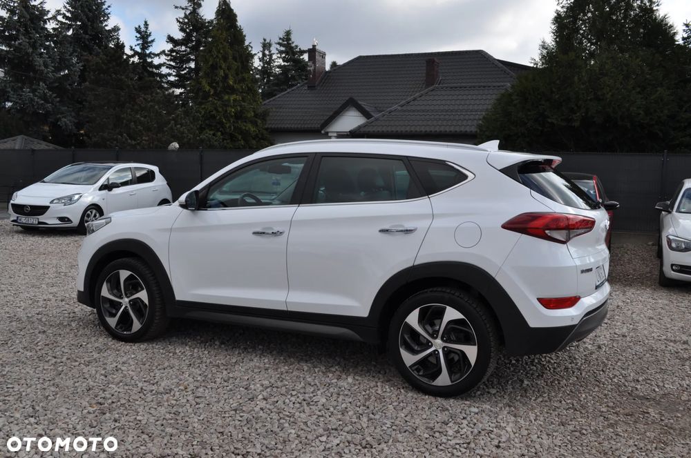 Hyundai Tucson 2.0 CRDI 4WD Automatik Premium - 10