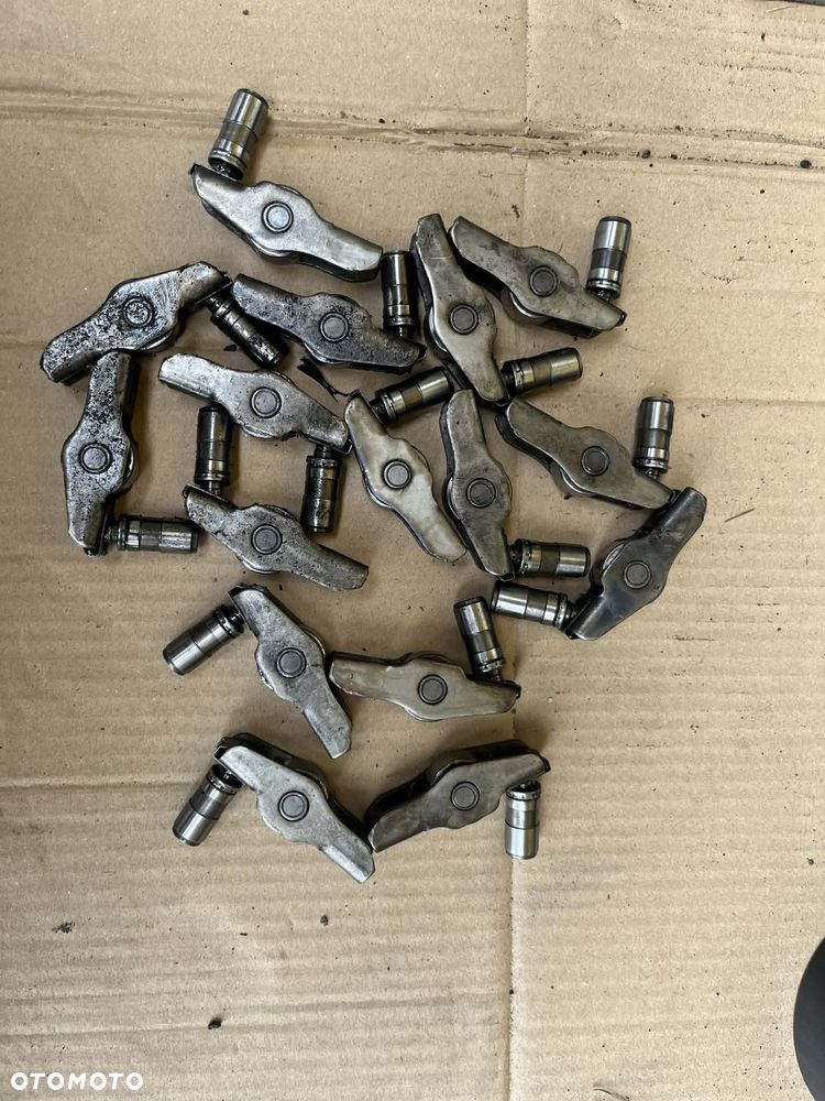 Górny zestaw silnika iveco daily 2.3 HPI - 2