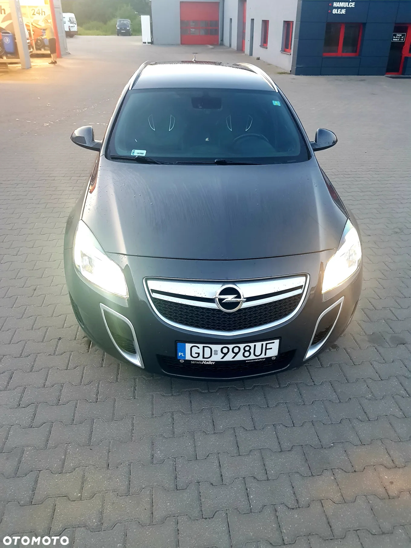Opel Insignia 2.8 V6 Turbo Sports Tourer 4x4 Automatik OPC - 2