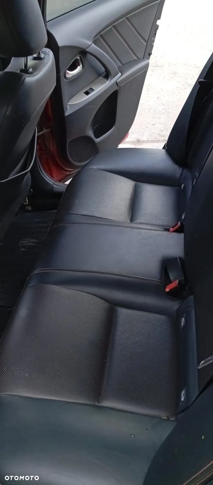 Toyota Avensis 2.0 D-4D Luna - 12