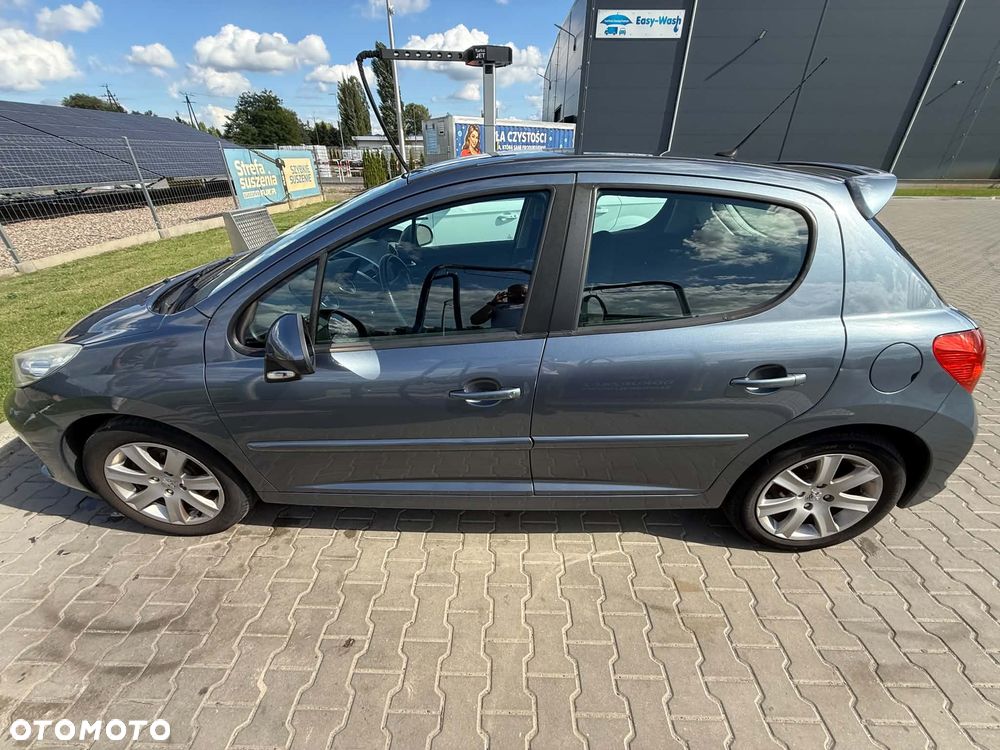 Peugeot 207 - 4