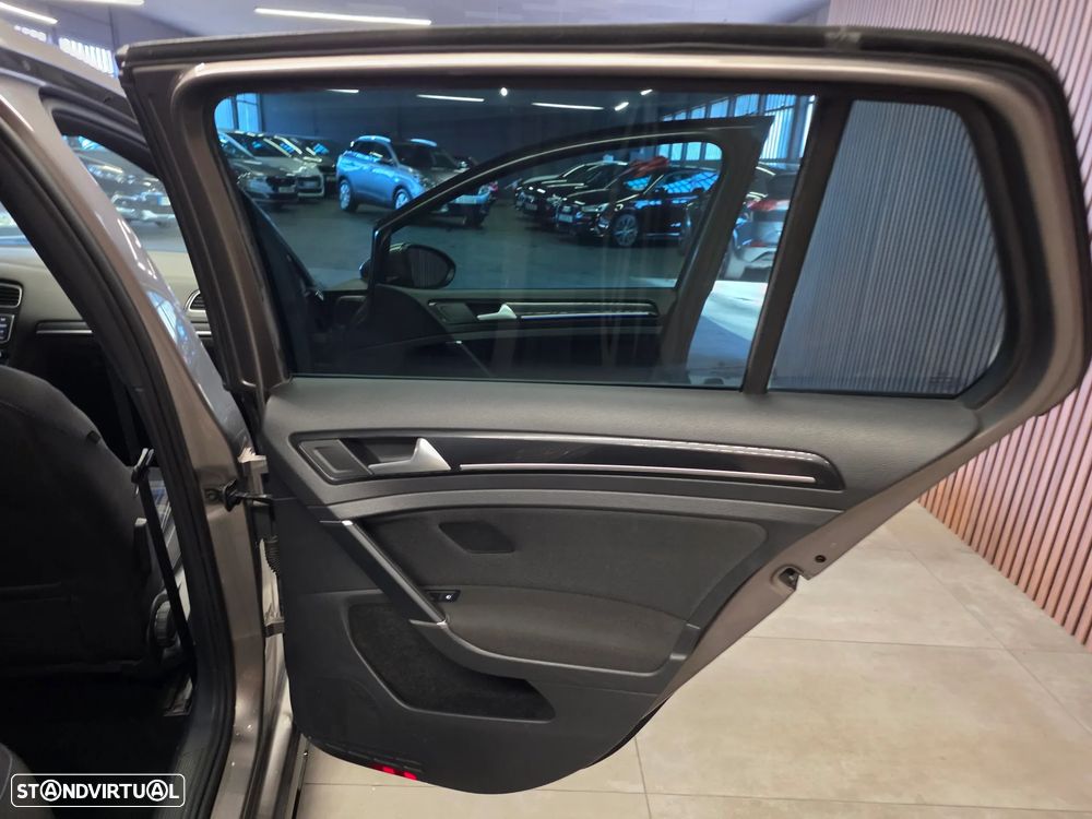 VW Golf 1.4 GTE Plug-In-Hybrid DSG - 21