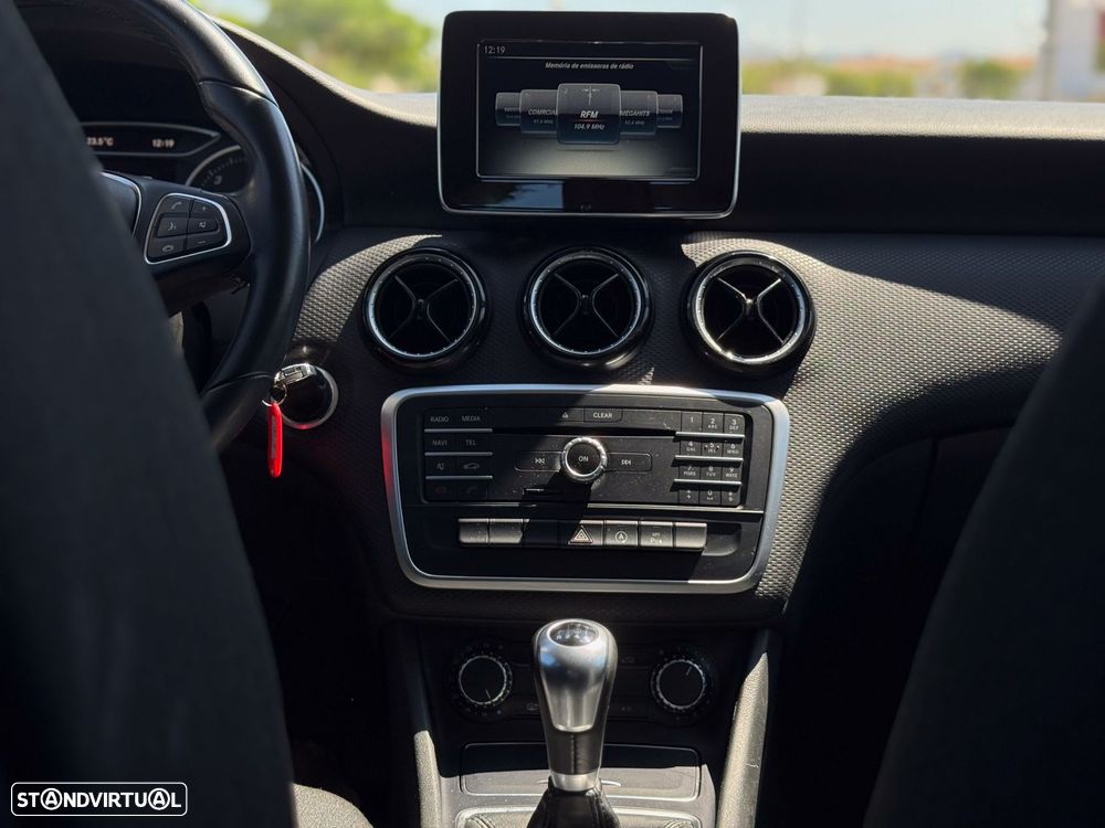 Mercedes-Benz A 180 - 16