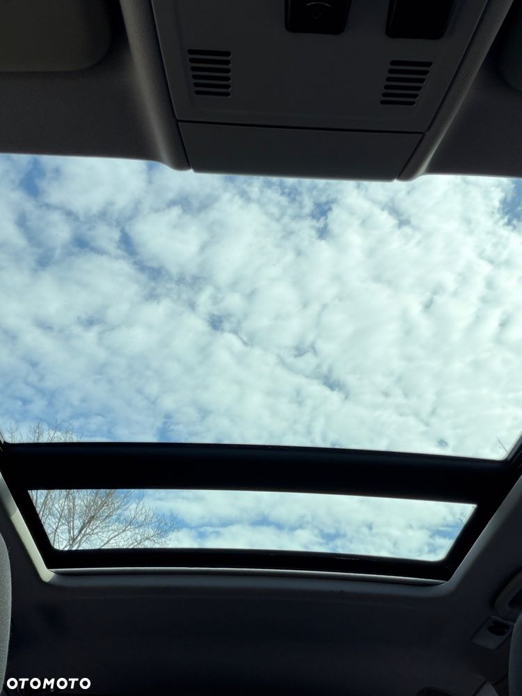 BMW Seria 3 320d - 33