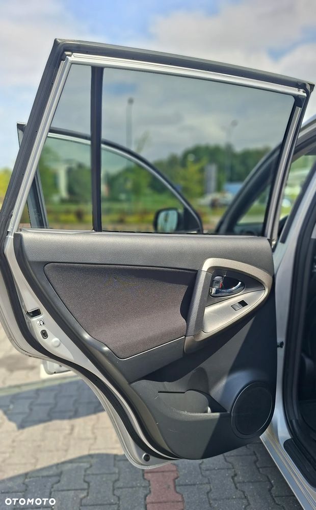 Toyota RAV4 2.2 D-4D 4x2 Life - 9