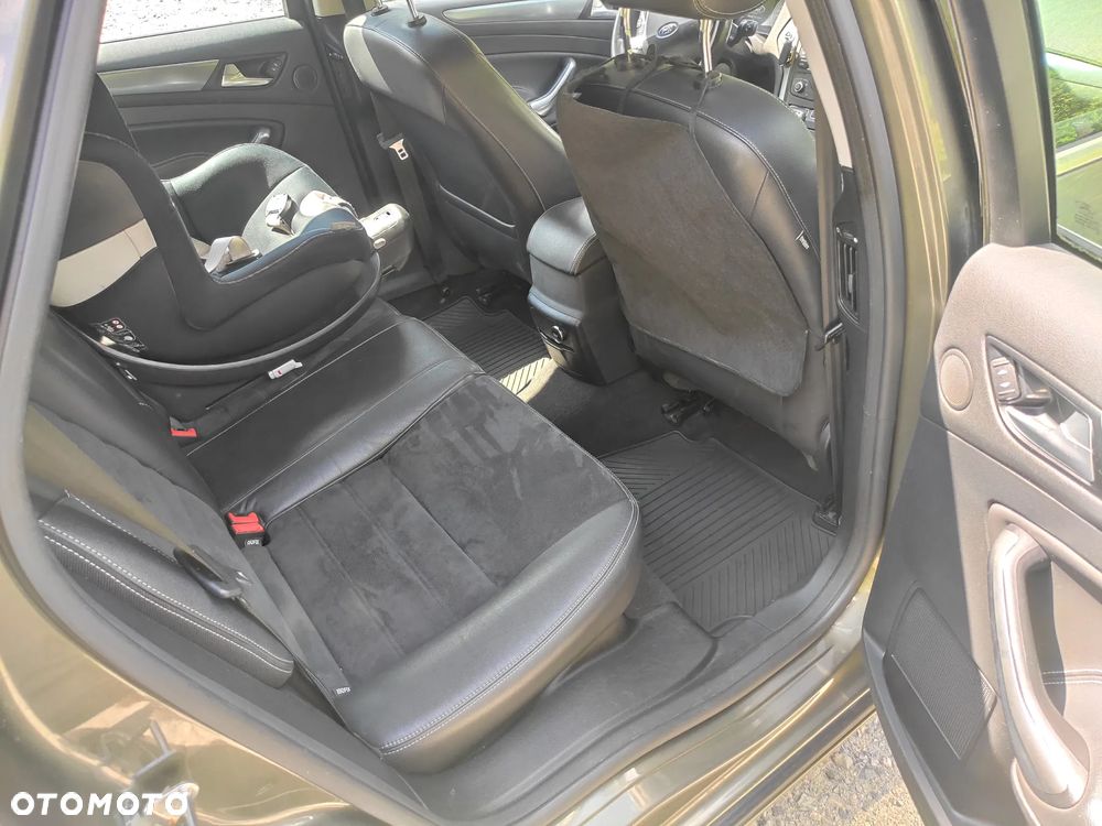 Ford Mondeo 2.0 TDCI Titanium - 4