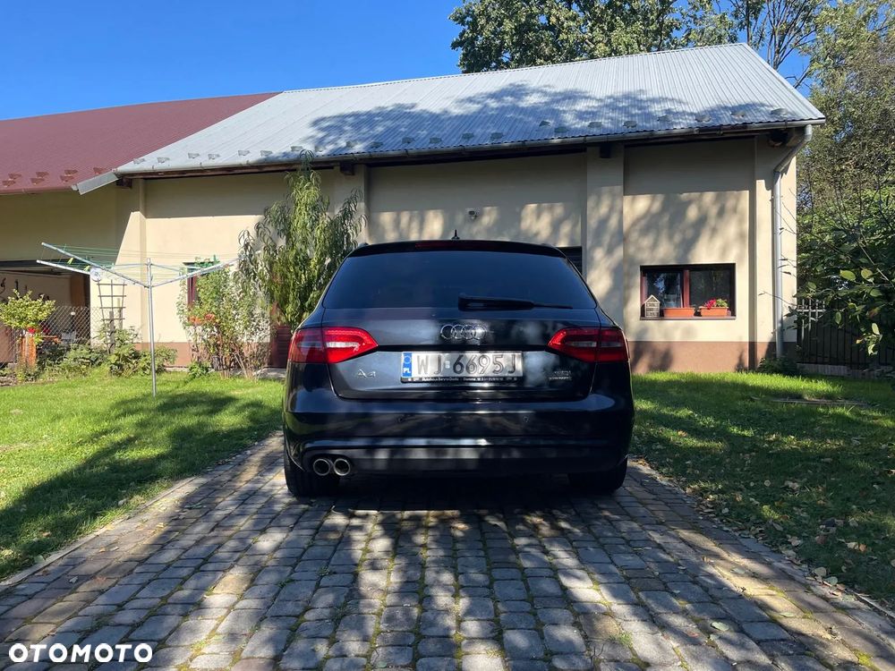 Audi A4 - 8